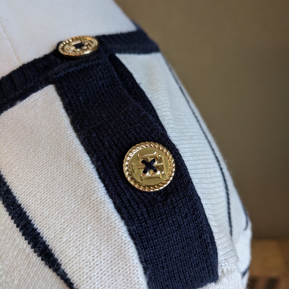 🛍️Sold🛍️ Tommy Hilfiger nautical sweater - Picture 2 of 7